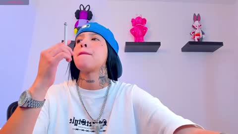 Snapshot of gangster_girl chatting on 01/15/25, 01:45 GANG online show from 01/15/25, 01:45