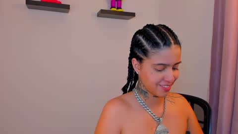 Snapshot of gangster_girl chatting on 01/17/25, 01:15 GANG online show from 01/17/25, 01:15