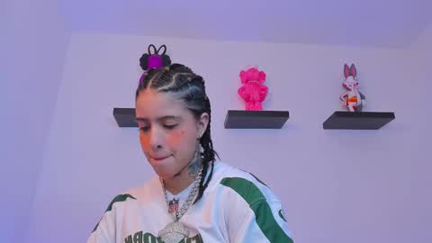 Snapshot of gangster_girl chatting on 03/03/25, 01:42 GANG online show from 03/03/25, 01:42