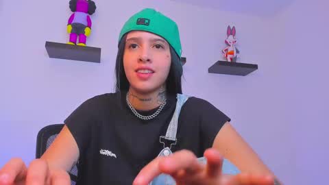 Snapshot of gangster_girl chatting on 03/08/25, 02:34 GANG online show from 03/08/25, 02:34