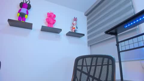 Snapshot of gangster_girl chatting on 11/02/25, 04:15 GANG online show from 11/02/25, 04:15