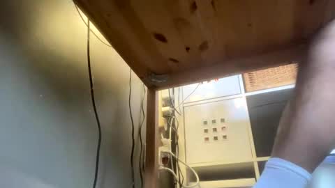 Snapshot of gapsbin697 chatting on 11/04/25, 04:06 gapsbin697 online show from 11/04/25, 04:06