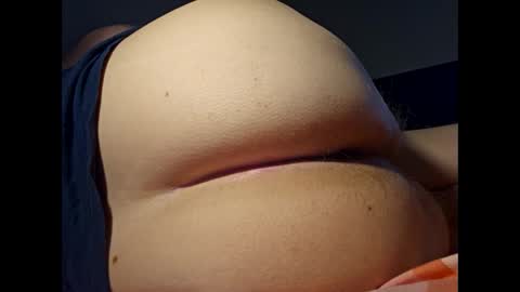 Snapshot of garbis11 chatting on 09/15/25, 02:50 garbis11 online show from 09/15/25, 02:50