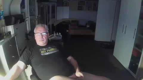 Snapshot of gargamil chatting on 11/12/25, 02:50 gargamil online show from 11/12/25, 02:50