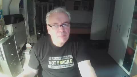 Snapshot of gargamil chatting on 02/10/26, 02:32 gargamil online show from 02/10/26, 02:32