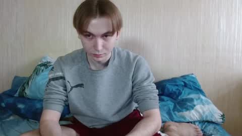 Snapshot of gary_snail33257 chatting on 11/19/25, 09:31 meow online show from 11/19/25, 09:31