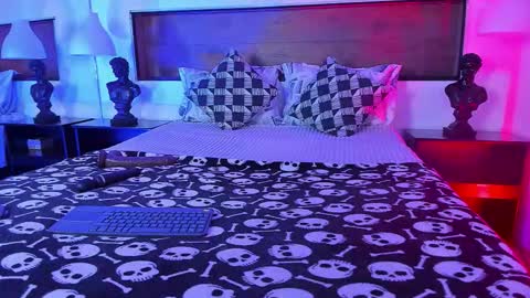  Usagi  online show from 02/24/26, 07:34