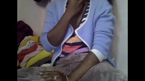 Snapshot of gasielah chatting on 11/15/25, 09:39 gasielah online show from 11/15/25, 09:39