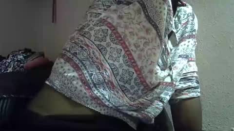 Snapshot of gasielah chatting on 11/27/25, 04:09 gasielah online show from 11/27/25, 04:09