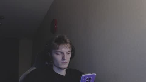 Snapshot of gasturfahe chatting on 12/16/24, 05:54 gasturfahe online show from 12/16/24, 05:54