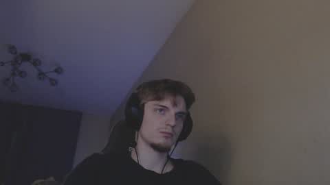 Snapshot of gasturfahe chatting on 01/08/25, 10:58 gasturfahe online show from 01/08/25, 10:58