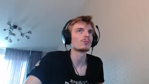 Snapshot of gasturfahe chatting on 10/13/25, 07:30 gasturfahe online show from 10/13/25, 07:30