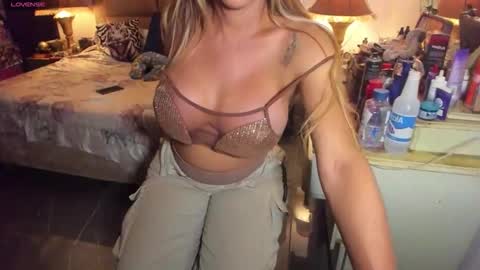 melanny villa online show from 04/09/26, 02:55