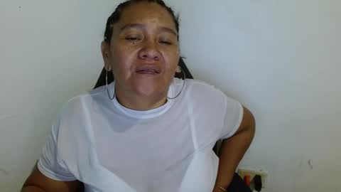 Snapshot of gatika_sexy chatting on 02/05/25, 05:20 katia online show from 02/05/25, 05:20