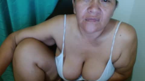 Snapshot of gatika_sexy chatting on 02/23/25, 04:50 katia online show from 02/23/25, 04:50