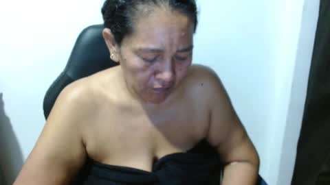 Snapshot of gatika_sexy chatting on 10/08/25, 05:27 katia online show from 10/08/25, 05:27