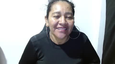 Snapshot of gatika_sexy chatting on 10/10/25, 11:26 katia online show from 10/10/25, 11:26
