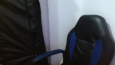 Snapshot of gatika_sexy chatting on 11/13/25, 07:13 katia online show from 11/13/25, 07:13