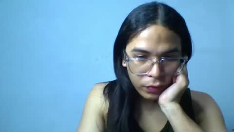 Snapshot of gatita899 chatting on 08/09/26, 05:34 gatita899 online show from 08/09/26, 05:34