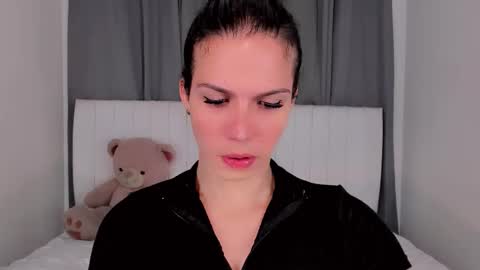 Vnecis Marn online show from 11/01/25, 09:28