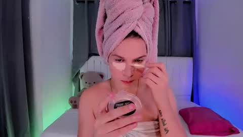 Vnecis Marn online show from 03/02/26, 07:32