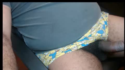 Snapshot of gato27cam chatting on 02/18/25, 10:25 Marco online show from 02/18/25, 10:25