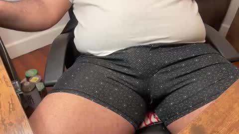 Snapshot of gato27cam chatting on 03/05/25, 10:55 Marco online show from 03/05/25, 10:55