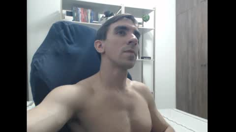 gatosarado23 online show from 12/25/24, 05:26