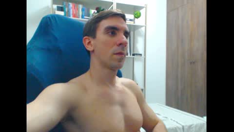 gatosarado23 online show from 12/27/24, 03:20