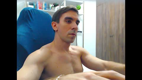 gatosarado23 online show from 02/02/25, 02:38