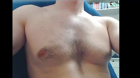 Snapshot of gatosarado23 chatting on 06/17/26, 04:15 gatosarado23 online show from 06/17/26, 04:15