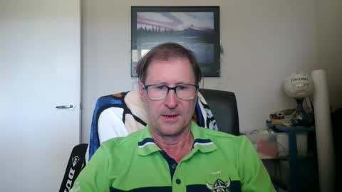 Snapshot of gatsby2025 chatting on 10/16/25, 05:30 gatsby2025 online show from 10/16/25, 05:30