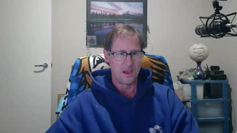 Snapshot of gatsby2025 chatting on 10/28/25, 08:29 gatsby2025 online show from 10/28/25, 08:29