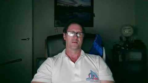 Snapshot of gatsby2025 chatting on 11/15/25, 02:24 gatsby2025 online show from 11/15/25, 02:24