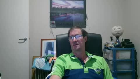 Snapshot of gatsby2025 chatting on 11/26/25, 11:55 gatsby2025 online show from 11/26/25, 11:55