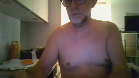 gaulis72 online show from 01/02/25, 09:50