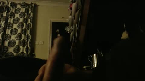 Snapshot of gavela3 chatting on 12/20/25, 05:25 Happy as Larry online show from 12/20/25, 05:25