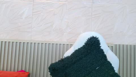 gaviluc_ online show from 06/01/26, 01:02