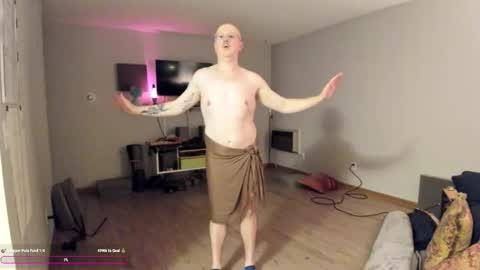 Garrett online show from 11/26/25, 01:06