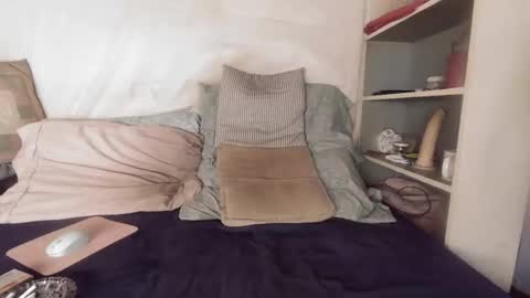 gayrobbin online show from 03/28/26, 10:59