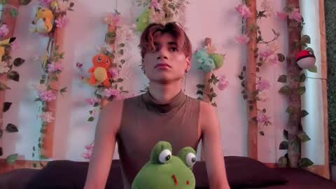 Snapshot of gaze_dream chatting on 11/30/25, 02:54 HAN online show from 11/30/25, 02:54