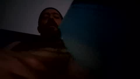 Snapshot of gazg1984 chatting on 11/03/25, 04:14 gazg1984 online show from 11/03/25, 04:14