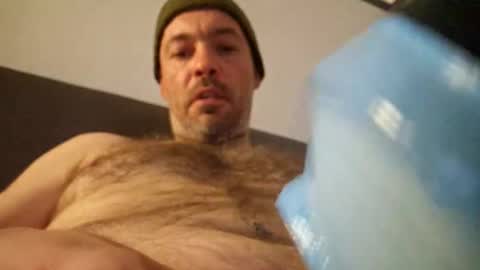 Snapshot of gazg1984 chatting on 05/12/26, 01:14 gazg1984 online show from 05/12/26, 01:14