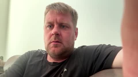 gaznaylor1986 online show from 11/08/25, 03:23