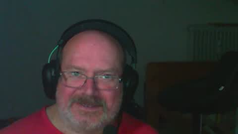 Snapshot of gbstoni chatting on 10/05/25, 07:12 gbstoni online show from 10/05/25, 07:12