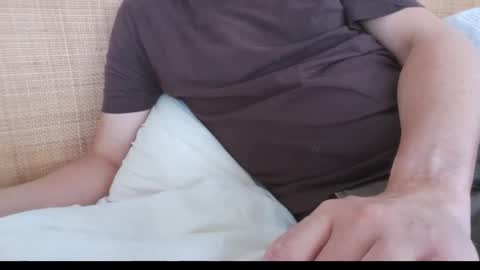 Snapshot of gccurious76 chatting on 11/02/25, 06:16 GCGuy online show from 11/02/25, 06:16