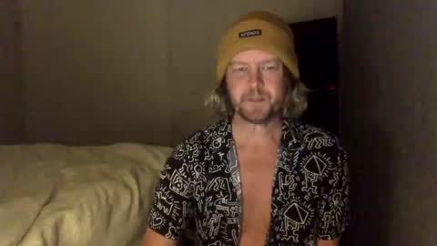 gcsurfer81 online show from 09/09/25, 09:42