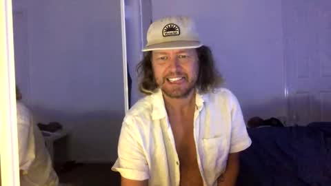 gcsurfer81 online show from 02/09/26, 08:51