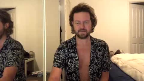 gcsurfer81 online show from 06/12/26, 09:08