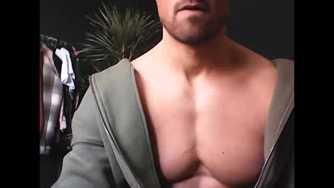 Snapshot of gecko946915 chatting on 01/06/26, 11:47 Gecko946915 online show from 01/06/26, 11:47